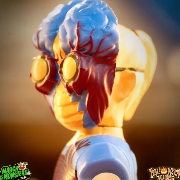 Super7 Halloween Kids Reaction - Metaluna Mutant Girl (Metaluna Mutant)| The Metaluna Mutant