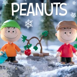 Super7 Peanuts Reaction Figures Wave 06 (Holiday Box Set) - Charlie Brown With Sad Christmas Tree And Linus| Peanuts