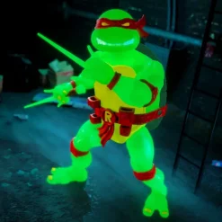 Super7 Teenage Mutant Ninja Turtles Ultimates! - Raphael [Mutagen Ooze Glow] (Pre-Order Exclusive)| Teenage Mutant Ninja Turtles