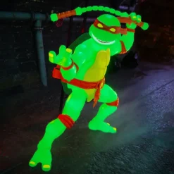 Super7 Teenage Mutant Ninja Turtles Ultimates! - Michelangelo [Mutagen Ooze Glow] (Pre-Order Exclusive)| Teenage Mutant Ninja Turtles